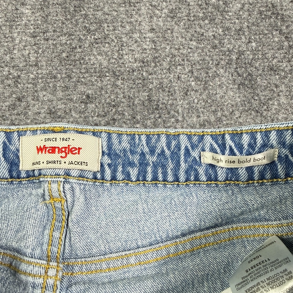 Wrangler High Rise Bold Boot Jeans Womens 10x32 Bootcut Stretch Distressed - Picture 5 of 14